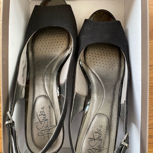 New sneakers - Picture 3 of 8